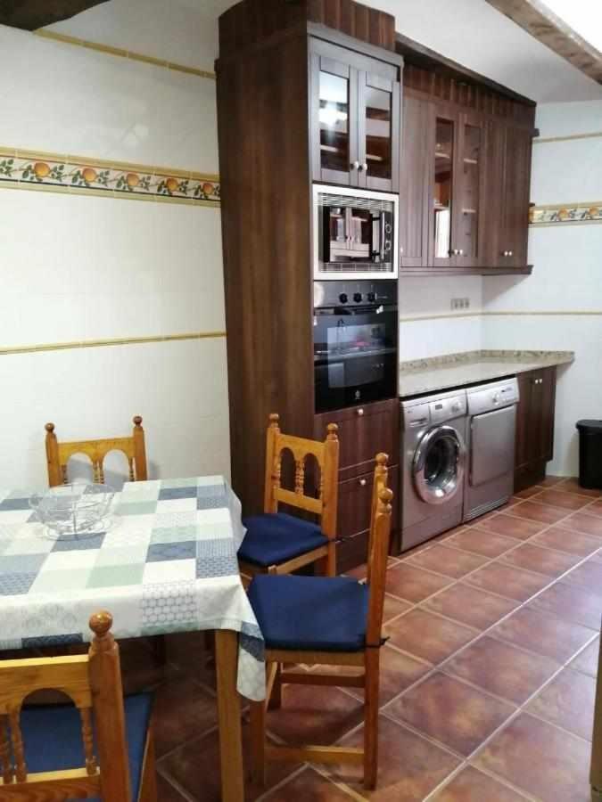 Casa Las Torres Мора-де-Рубьелос Экстерьер фото